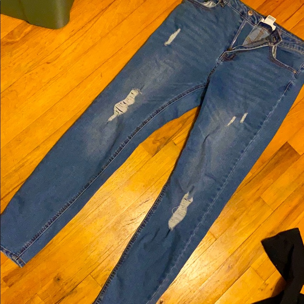Ripped jeans